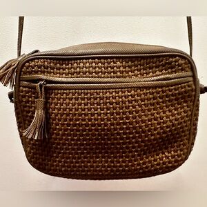 Bottega Venetia woven straw and leather cross body handbag. Army green.